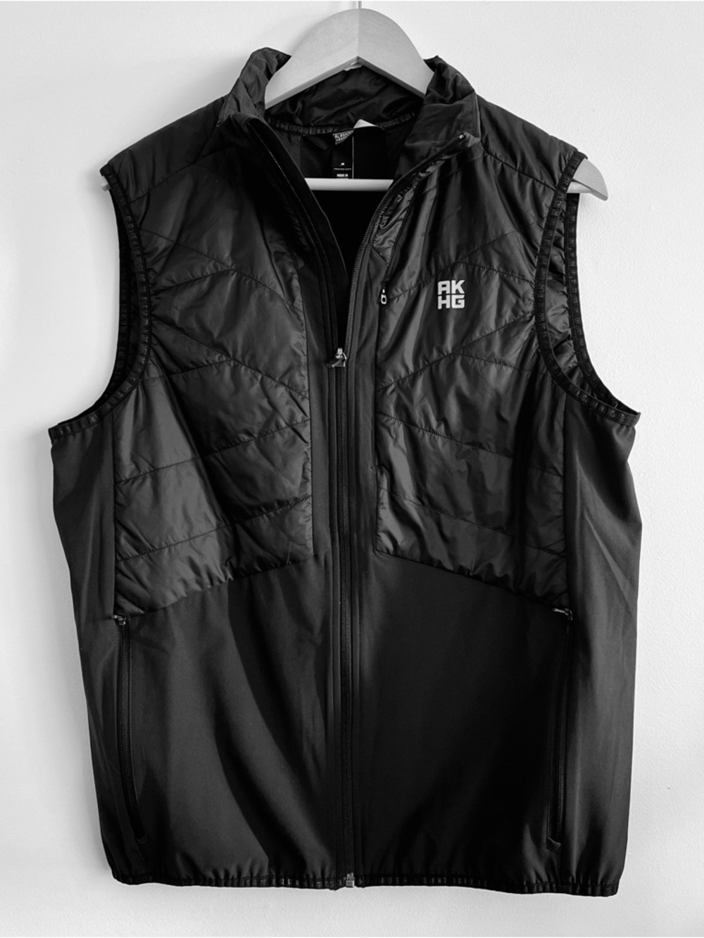 Duluth Trading Co. Men's Alaska Hard Gear AKHG Outer Limit Hybrid Vest Black M